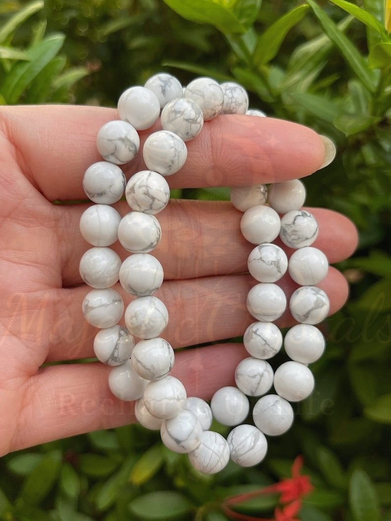 Howlite Beaded Bracelet For Creativity & Awareness