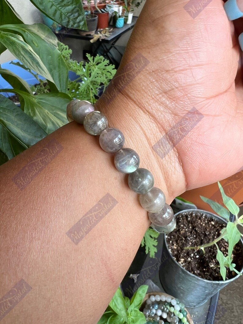 Labradorite Beaded Bracelet For Prevents Excessive Loss Of Energy & Protects Anxiety, Depression, Stress & Sadness - Image 4
