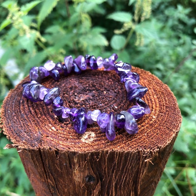 Amethyst Chips Bracelet For Students Education, Studies, Sharp Mind, Memory & Concentration